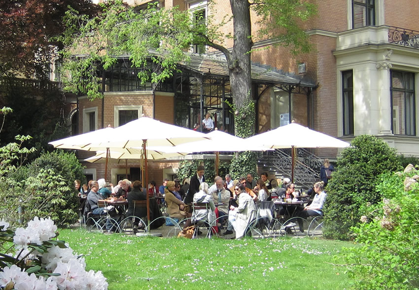 Berlin's Literaturhaus cafe and garden