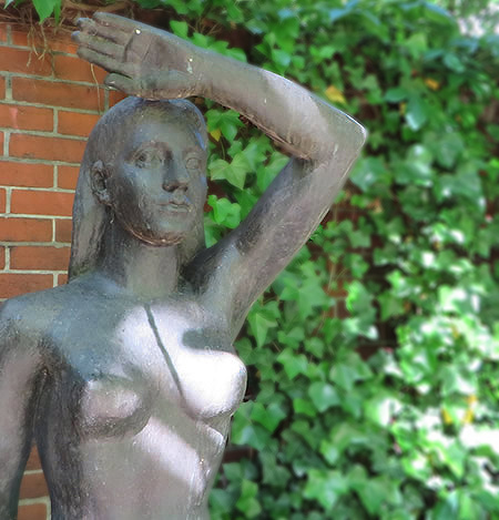 Literaturhaus cafe, Berlin: many visitors miss this sculpture garden