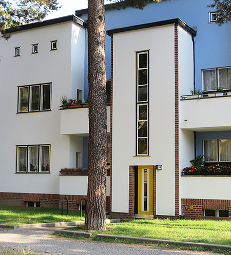 A modernist housing estate masterpiece: Waldsiedlung  Onkel Toms Hütte