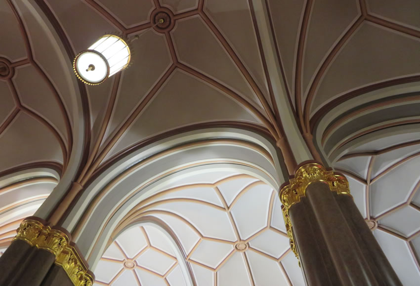 Berlin city town hall - detail of ceiling