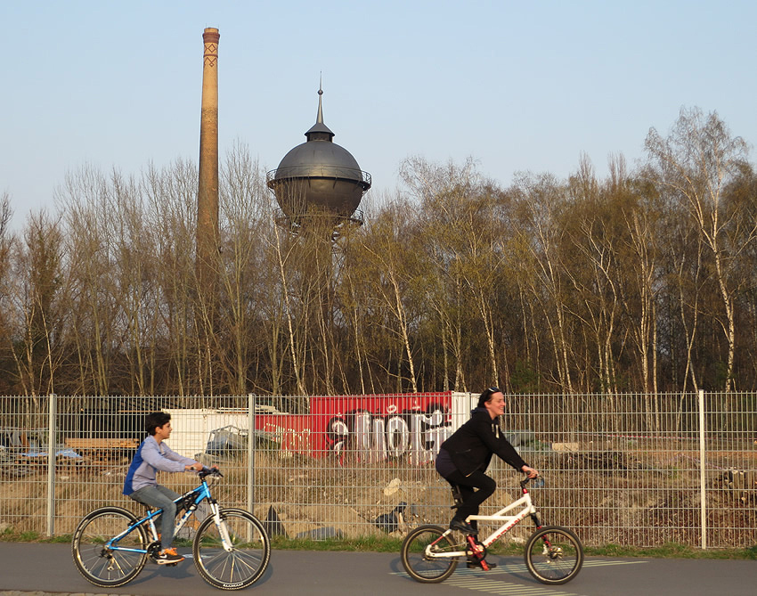 Gelisdreieck Park, Berlin, with view of Technical Museum Park in background