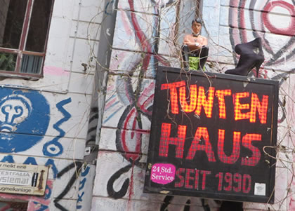 Tuntenhaus (Queer house). Kastanienallee, Berlin