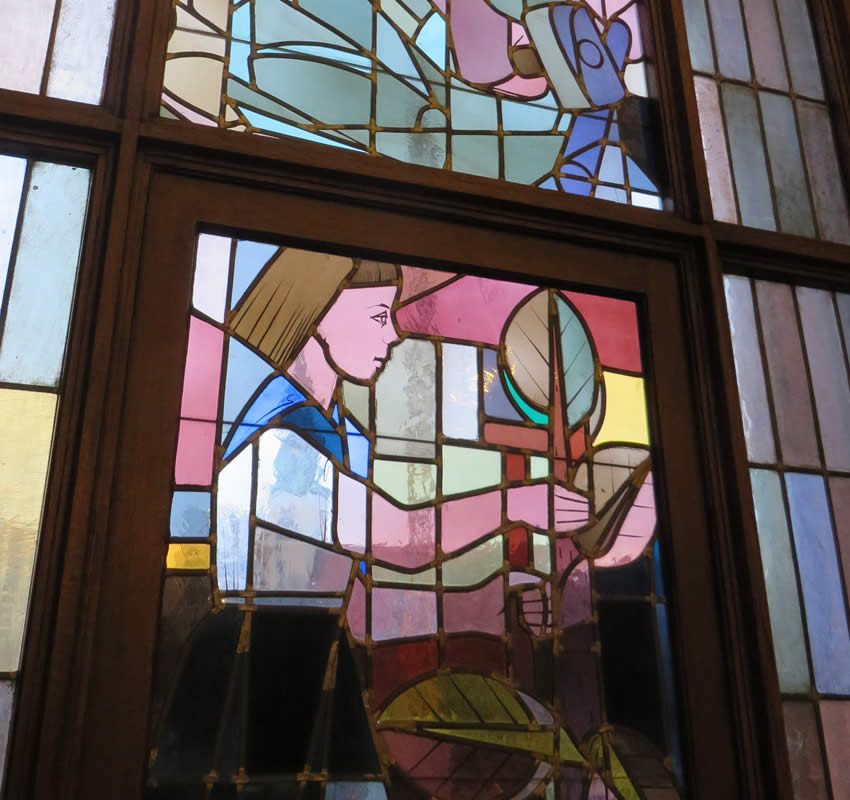 GDR era stained glass in the Rotes Rathaus, Berlin