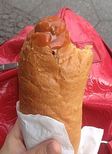 Tuck into an authentic GDR-era snack - the Kettwurst!