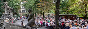 A wine festival and picnic held in one of Berlin's prettiest garden squares